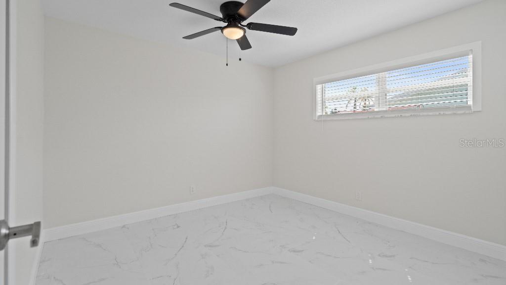 APOLLO BEACH UNIT 08 A RESUBDI - Residential