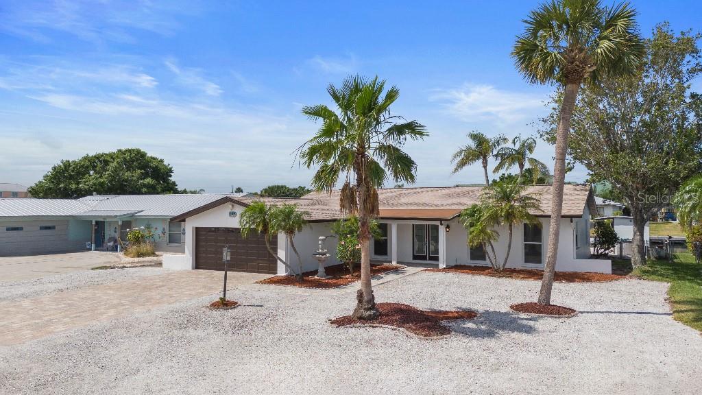 APOLLO BEACH UNIT 08 A RESUBDI - Residential