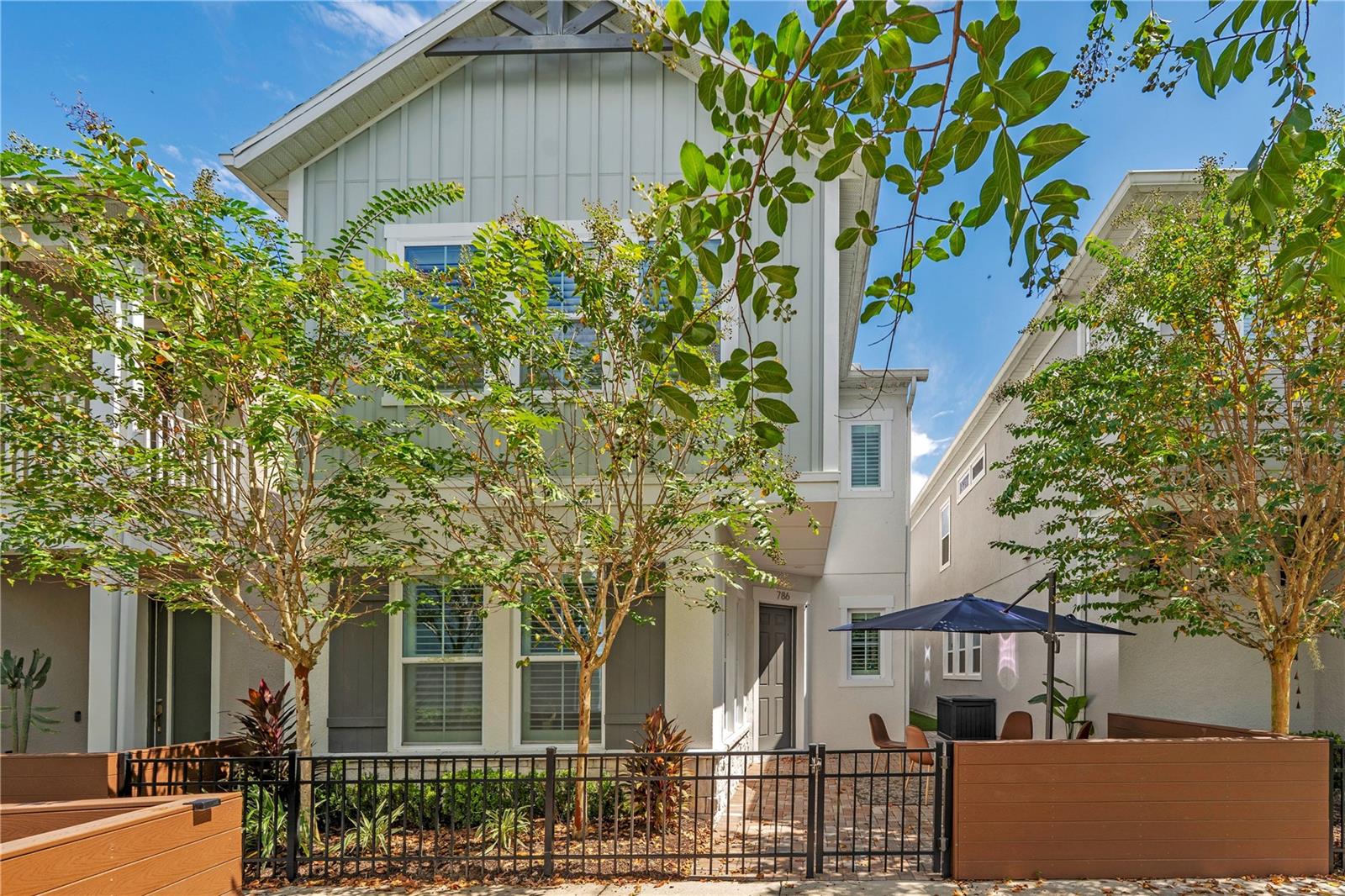 786 CANDLEBRUSH LANE