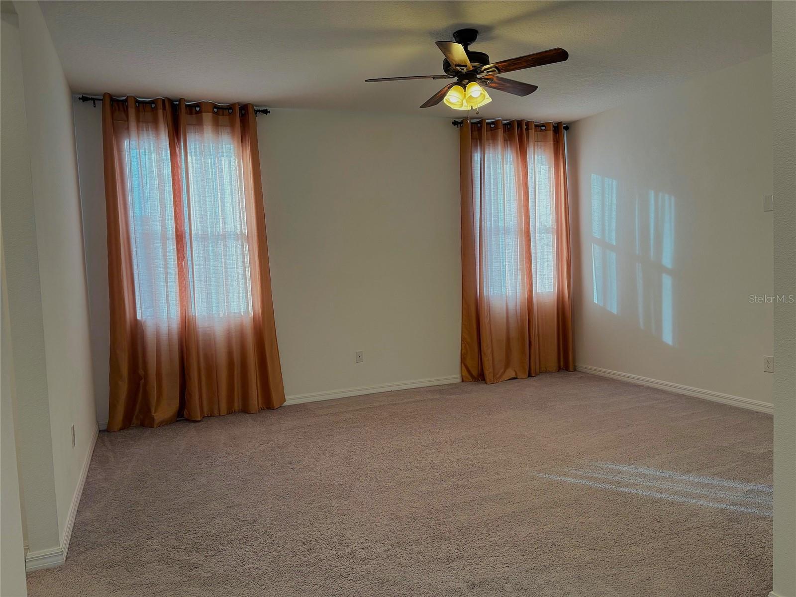 OCOEE LNDGS - Residential