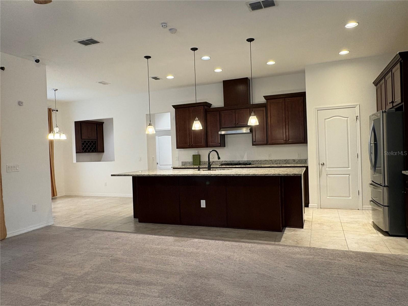 OCOEE LNDGS - Residential