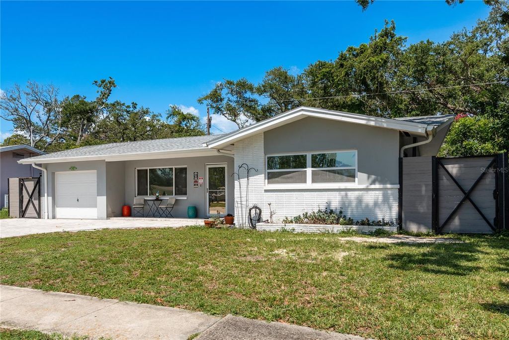 Photo of 1144 Woodbrook Drive, Largo, FL 33770 (MLS # TB8400303)