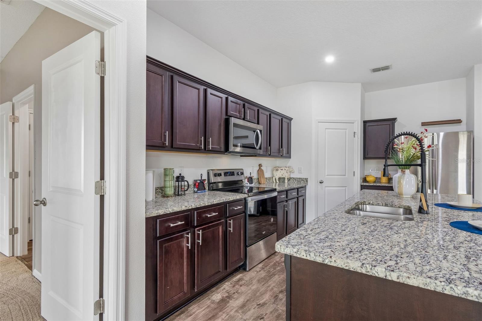 SHELL COVE PH 1 - Residential