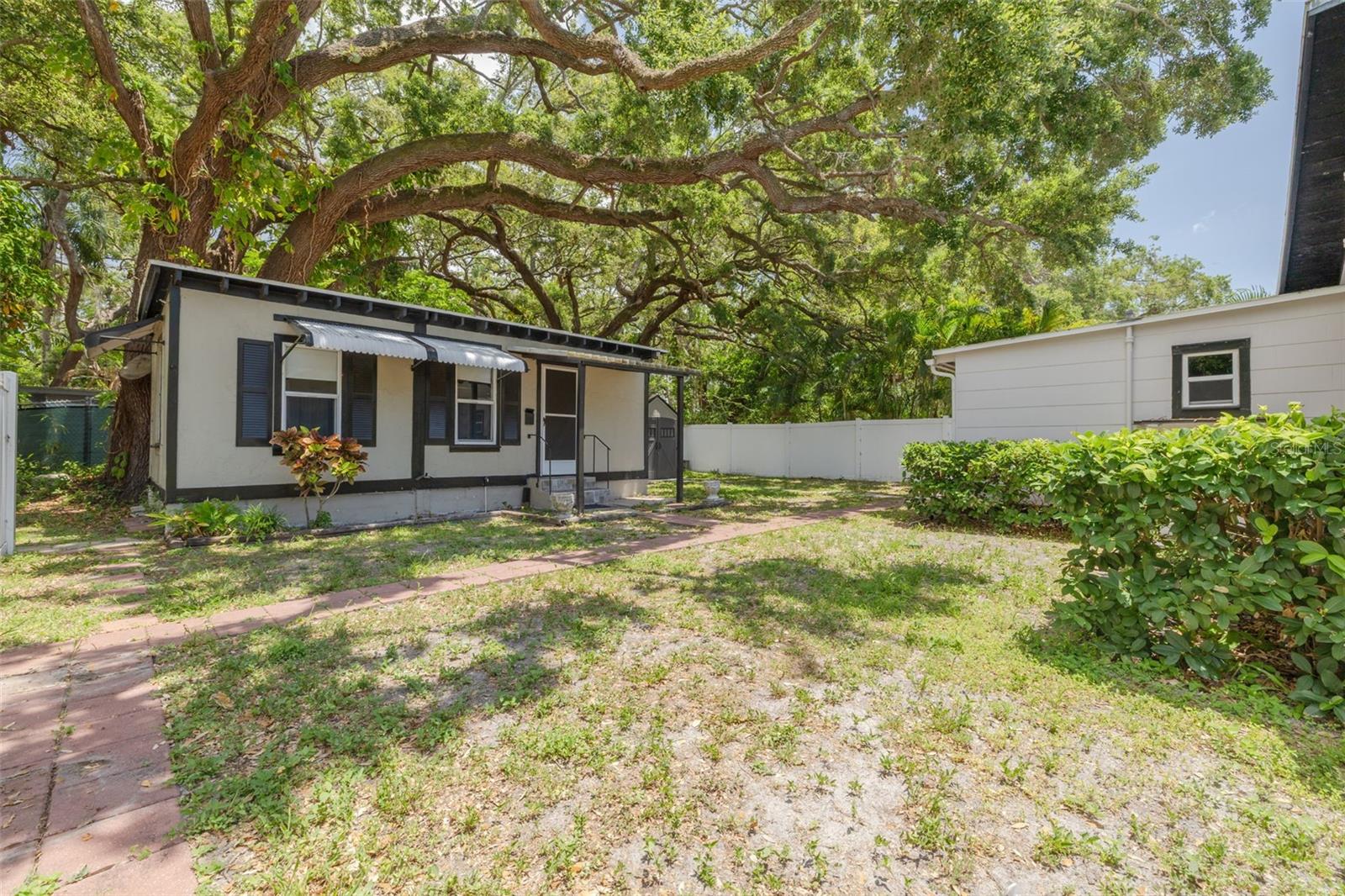 1235 BASS BOULEVARD
