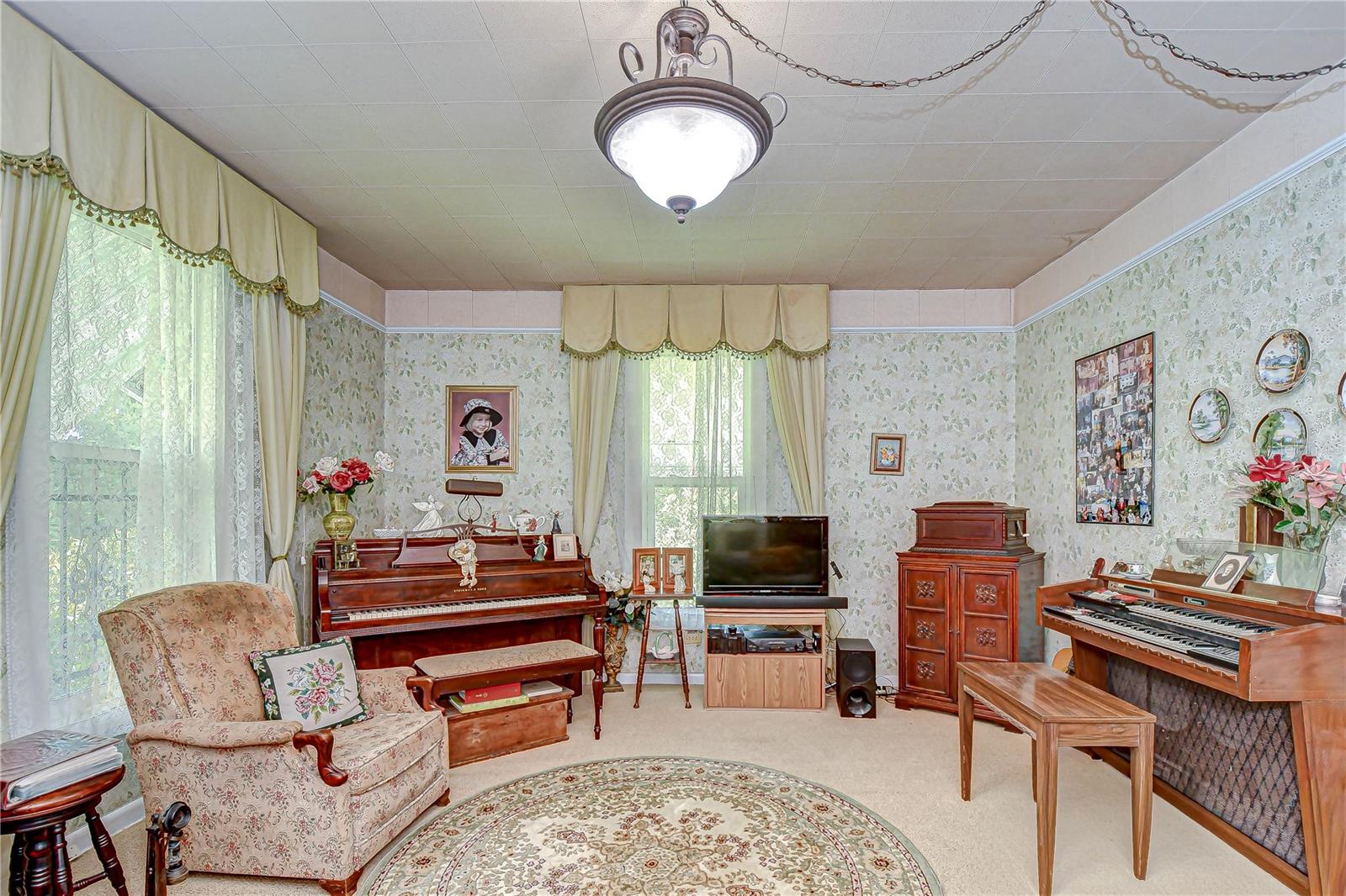 UNPLATTED - Residential