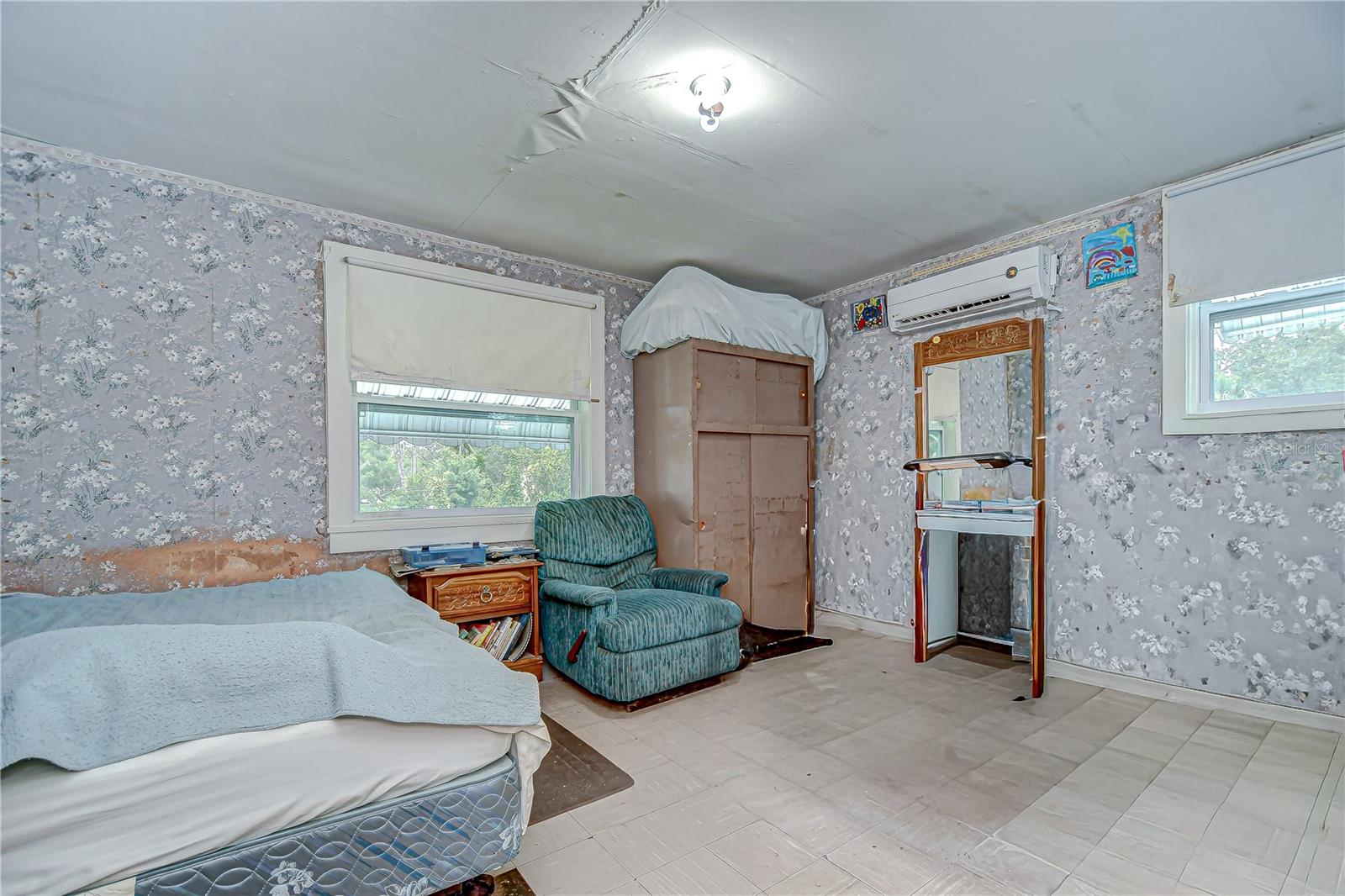 UNPLATTED - Residential