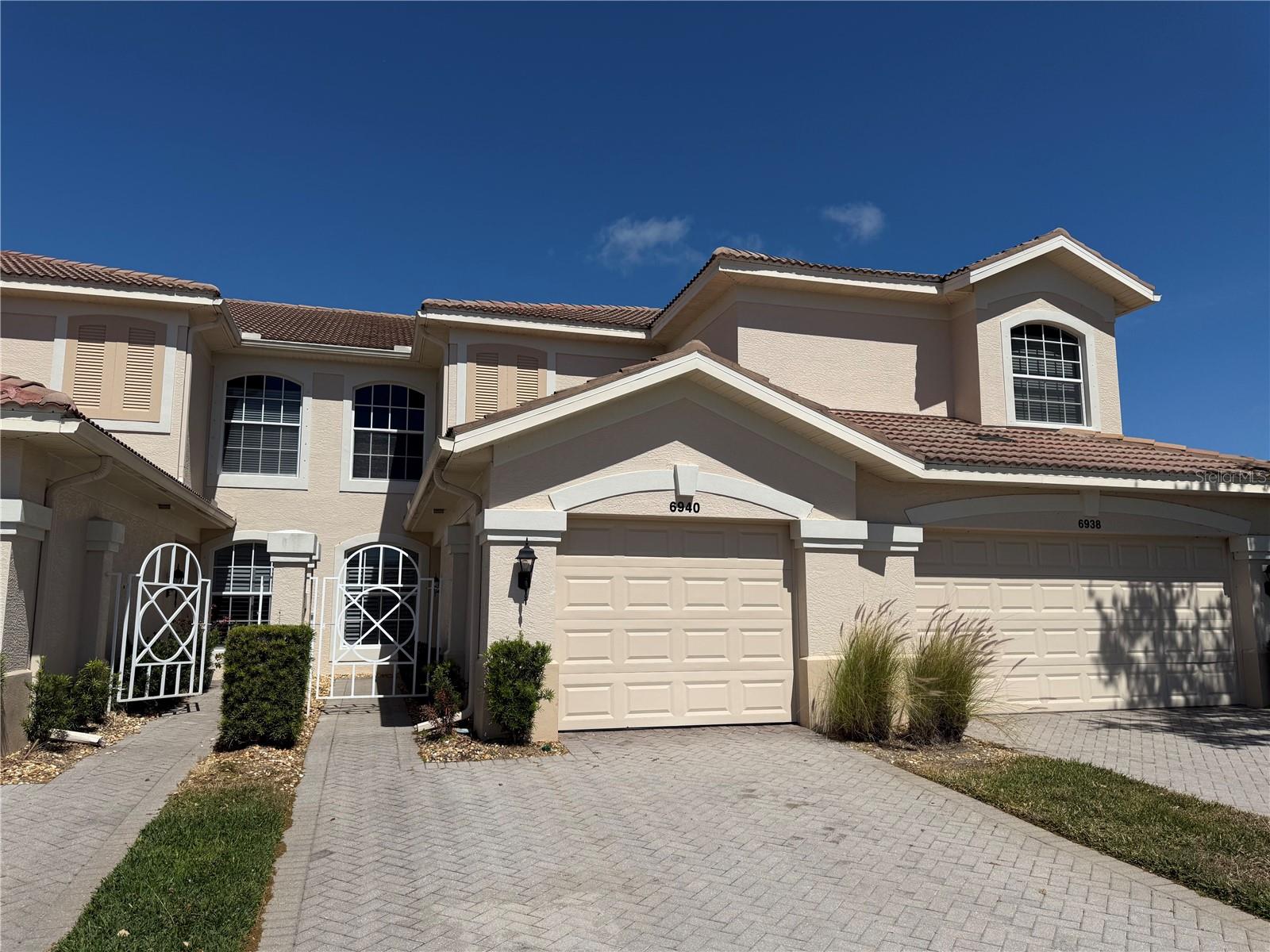 6940 PROSPERITY CIRCLE 402
