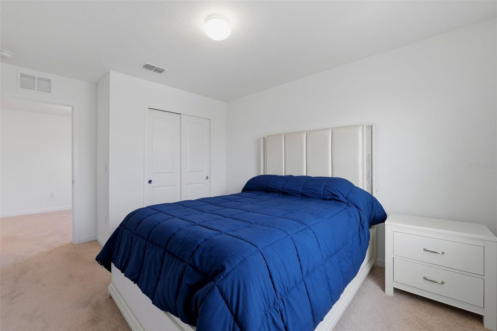 OAKFIELD LAKES - Residential