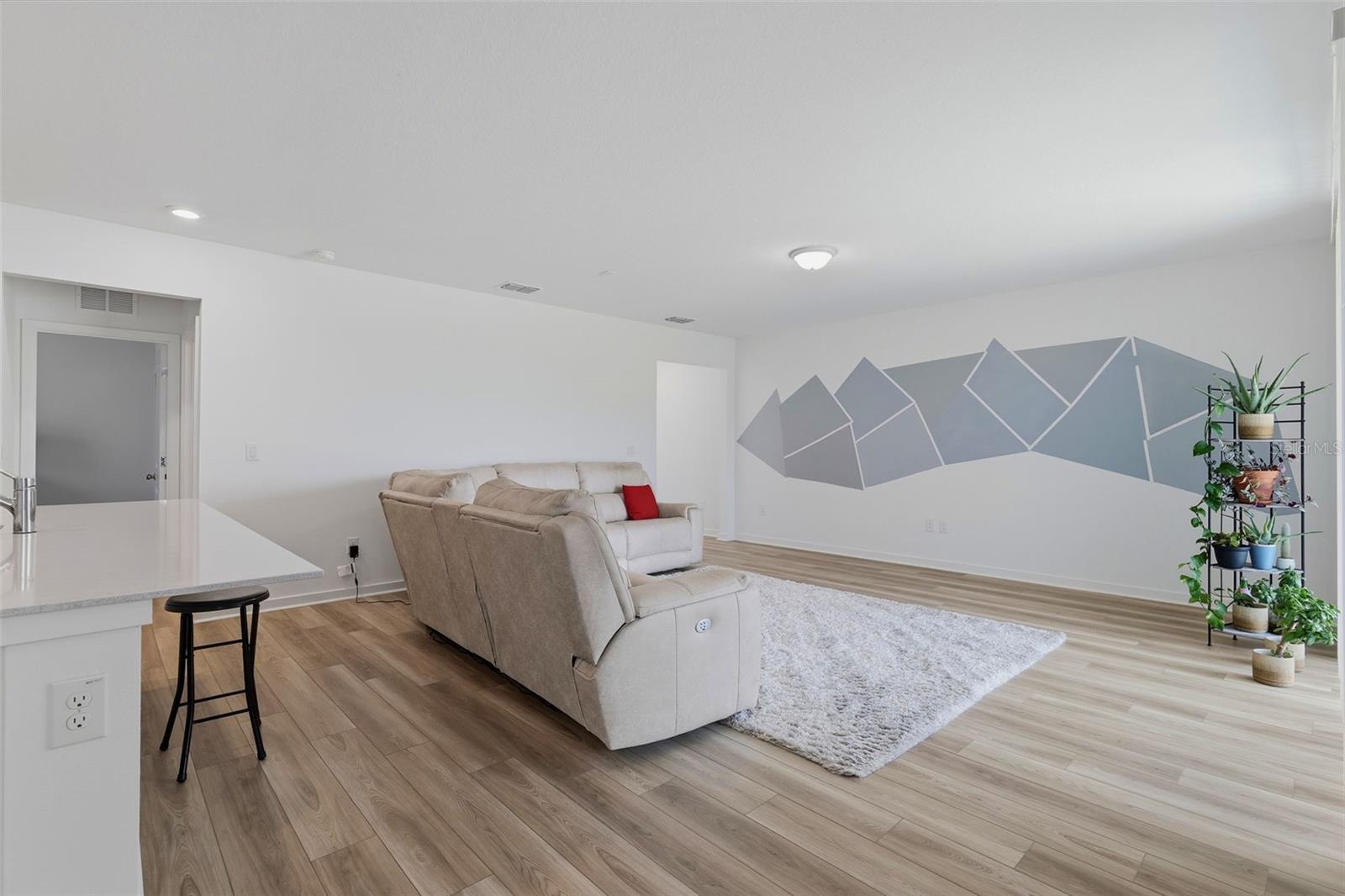 OAKFIELD LAKES - Residential