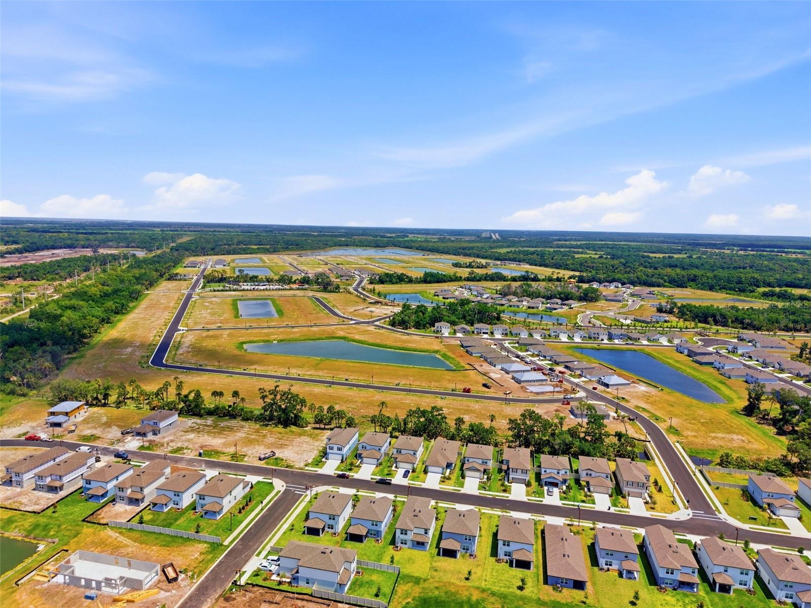 OAKFIELD LAKES - Residential
