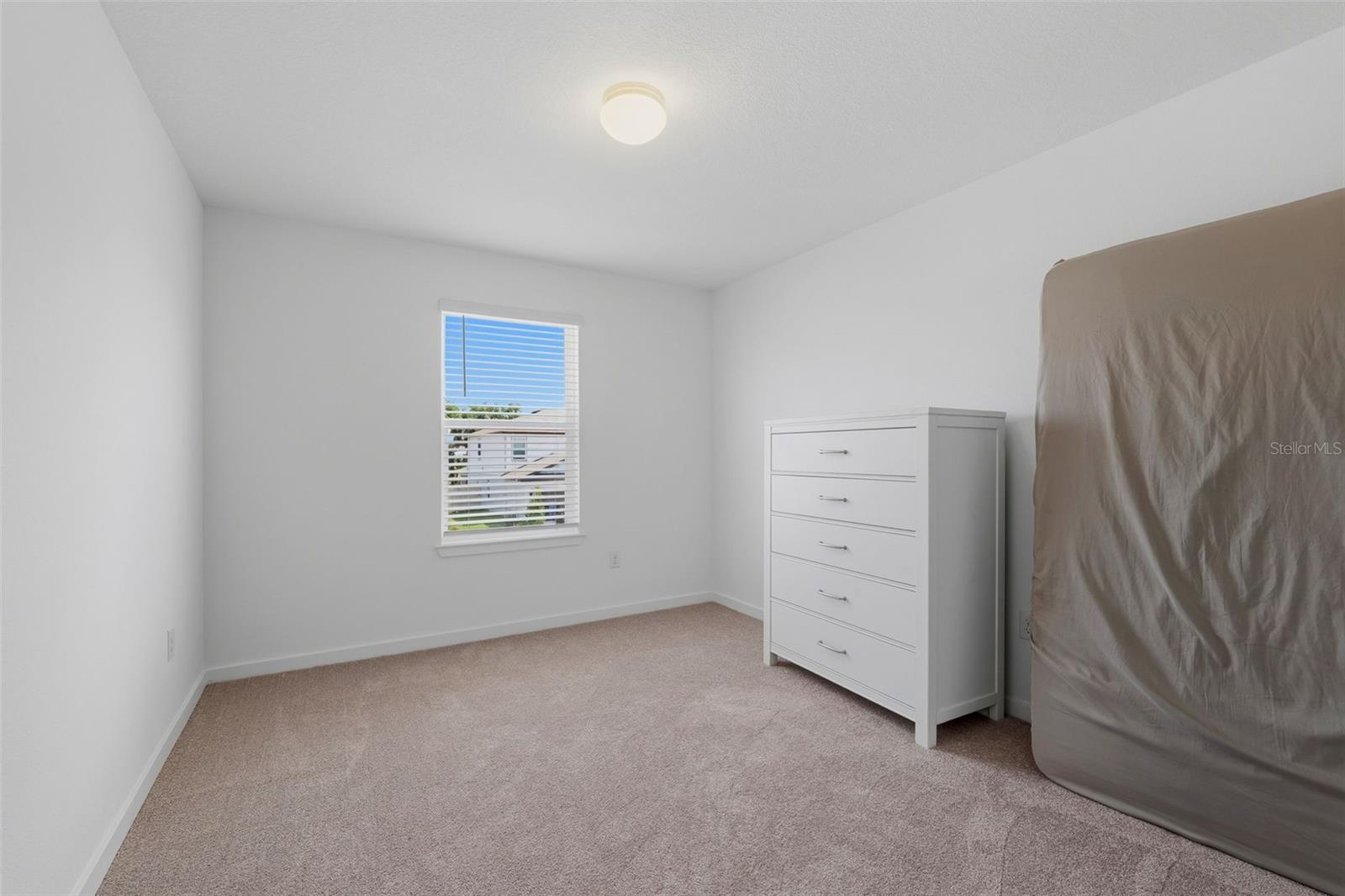 OAKFIELD LAKES - Residential