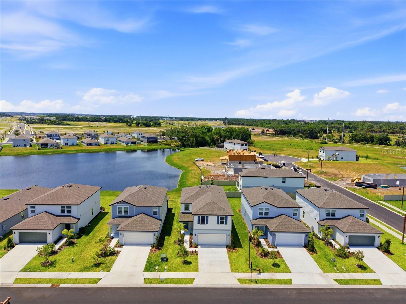 OAKFIELD LAKES - Residential