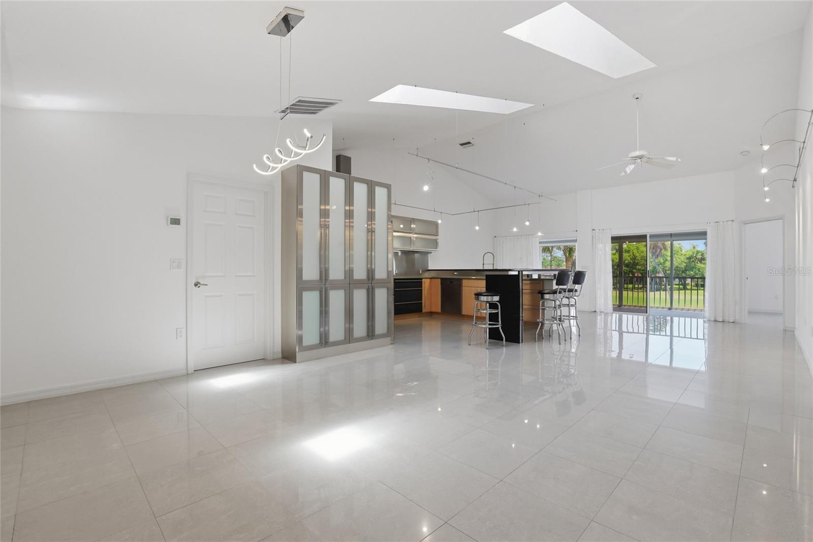 CALLAWAY GLEN PH 1 - Residential Lease