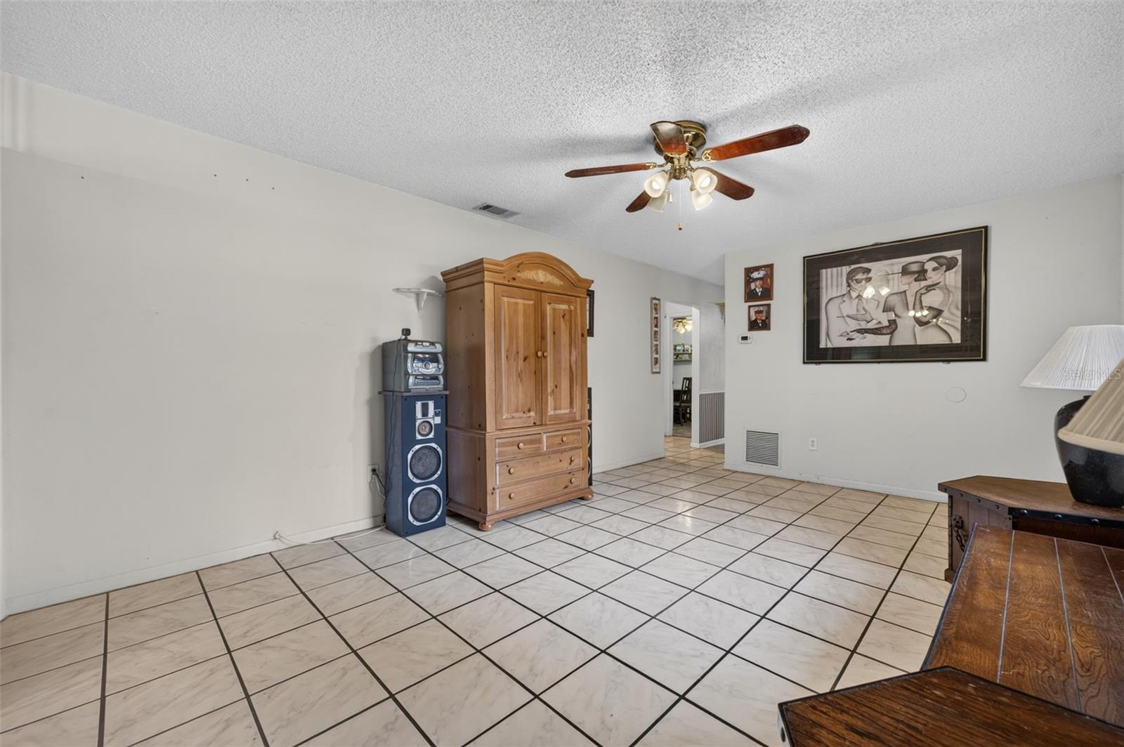 1002 ALLENDALE DRIVE