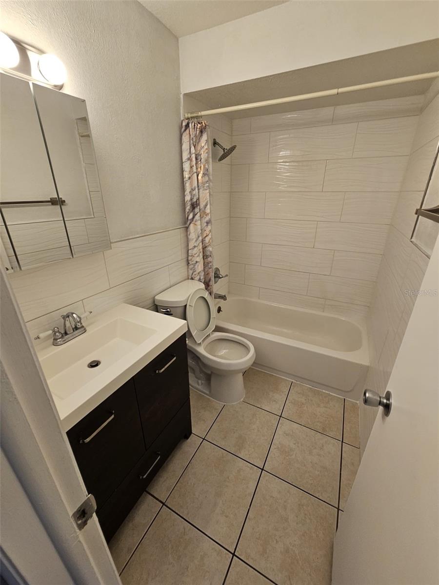 ARBOR WOODS - Residential