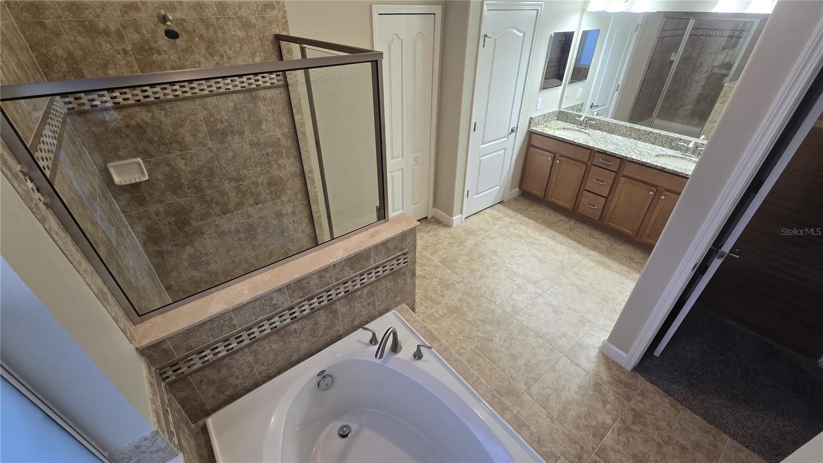 LIVE OAK PRESERVE PH 2B-VIL - Residential