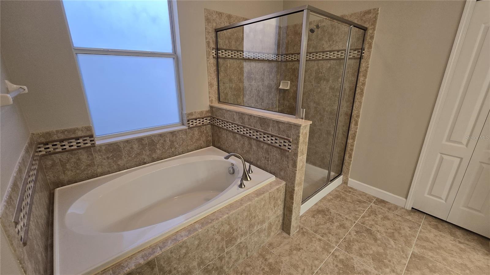 LIVE OAK PRESERVE PH 2B-VIL - Residential