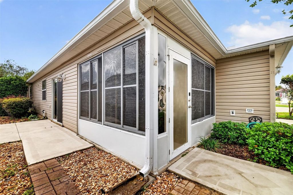 Photo of 17457 SE 81st Newberry Court, The Villages, FL 32162 (MLS # OM724397)
