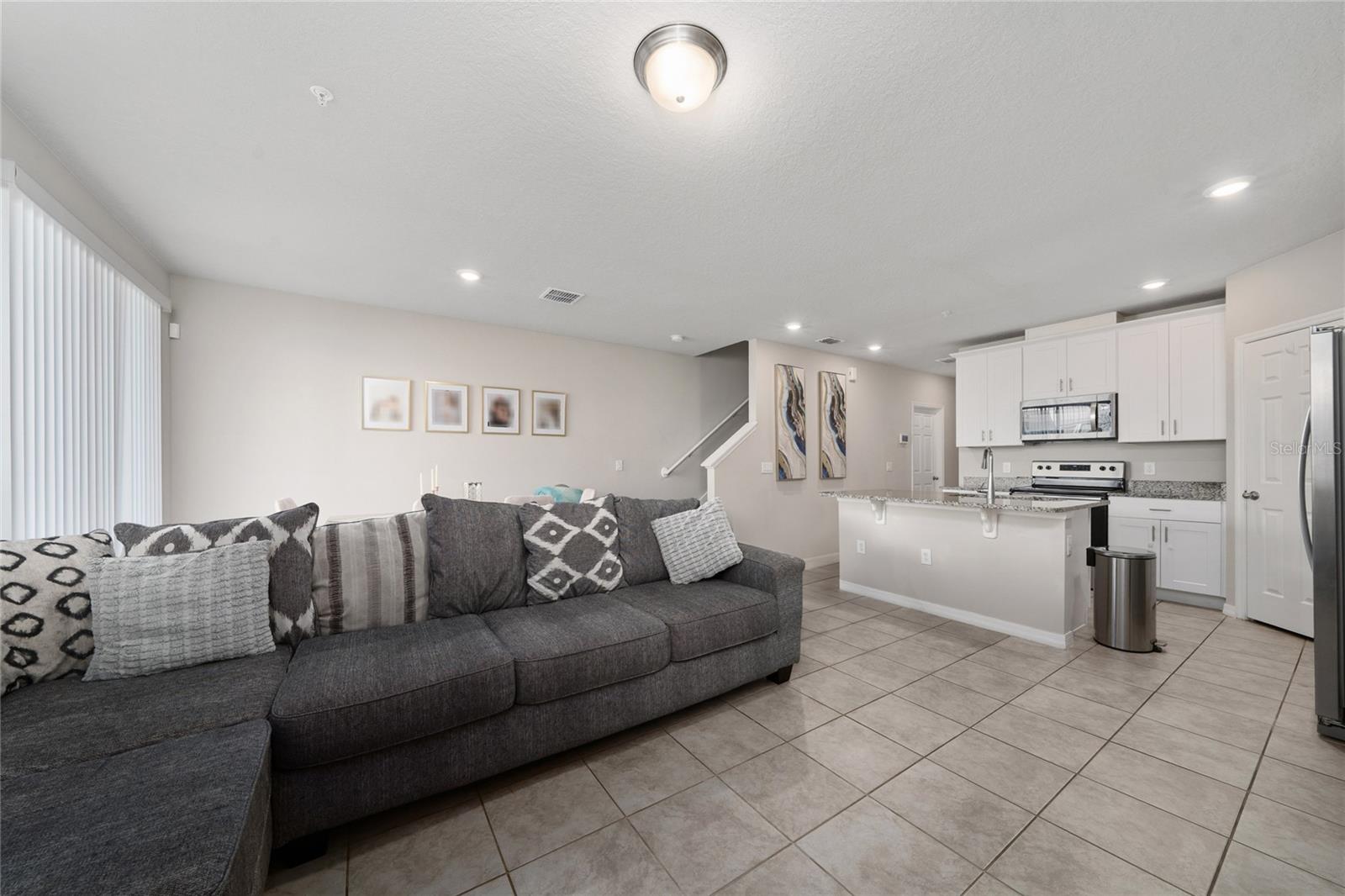 PRAIRIE MDWS - Residential