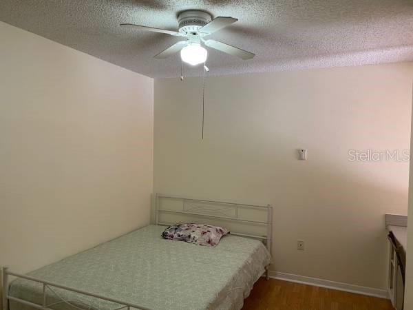 UNIVERSITY COMMONS - Residential