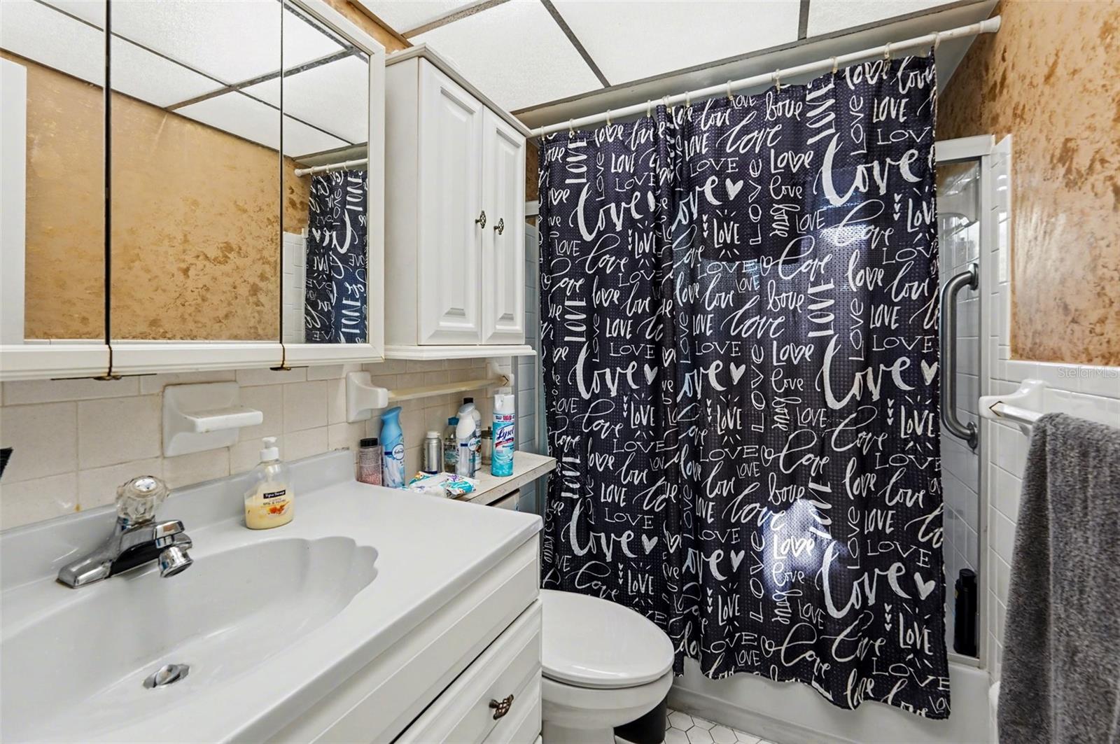 SEMINOLE GARDEN APTS CO-OP - Residential