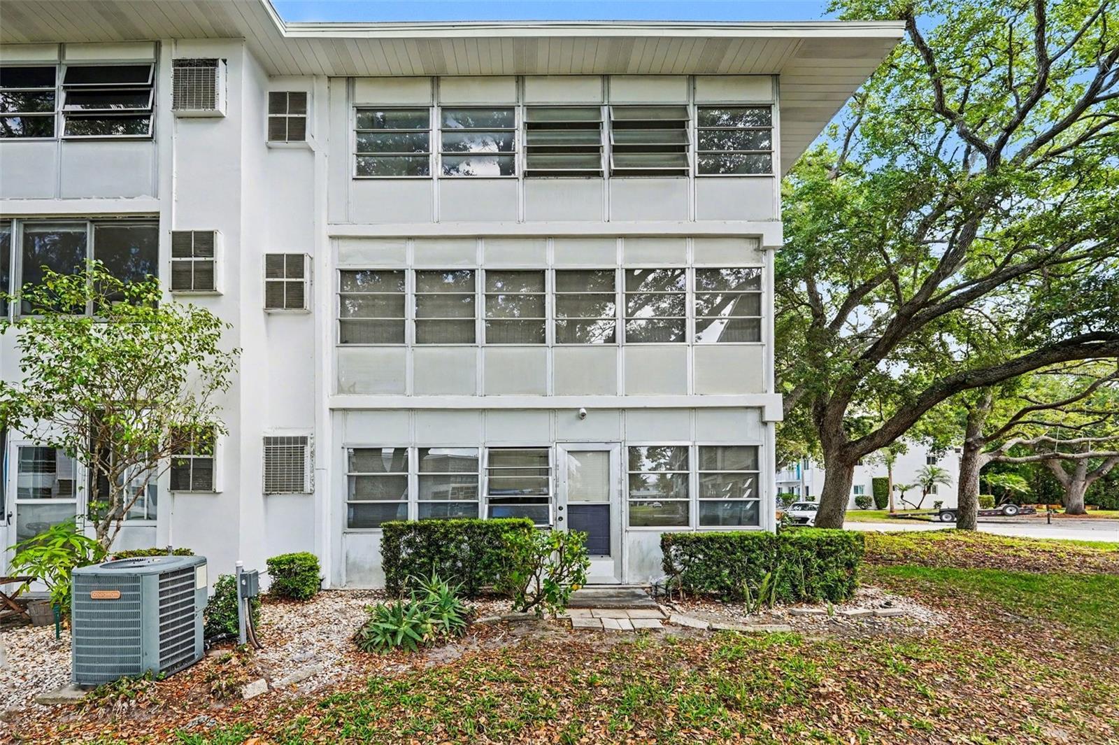 SEMINOLE GARDEN APTS CO-OP - Residential