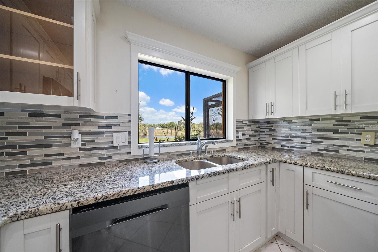 COUNTRY LAKES - Residential