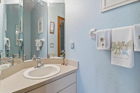 Tiny photo for 939 SE 3rd Avenue, Crystal River, FL 34429 (MLS # TB8503796)