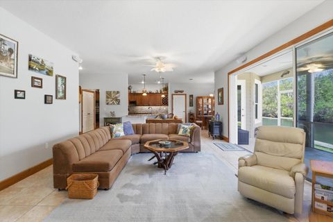 Tiny photo for 939 SE 3rd Avenue, Crystal River, FL 34429 (MLS # TB8503796)