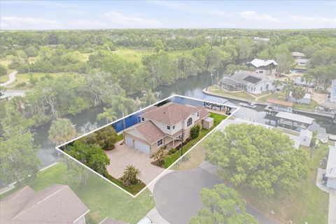 Tiny photo for 939 SE 3rd Avenue, Crystal River, FL 34429 (MLS # TB8503796)