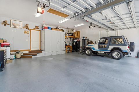 Tiny photo for 939 SE 3rd Avenue, Crystal River, FL 34429 (MLS # TB8503796)