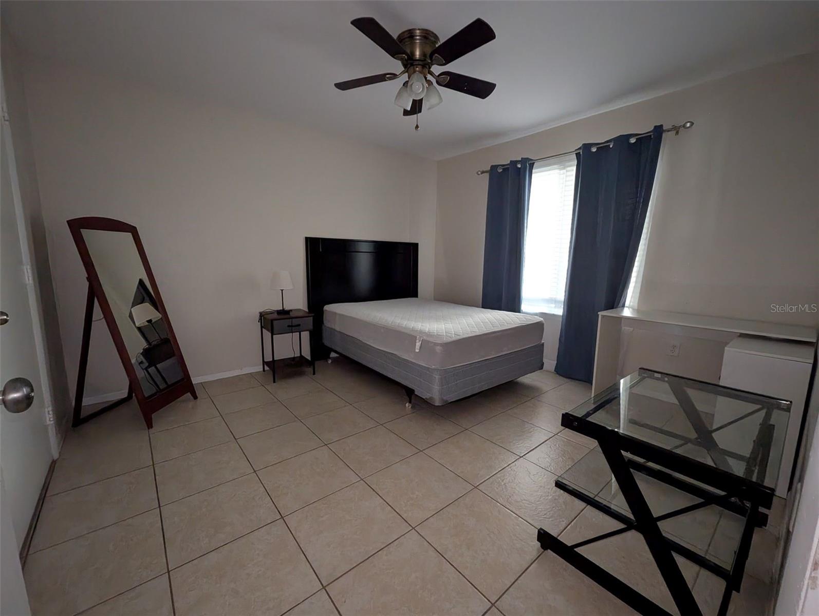 COUNTRYSIDE UNIVERSITY - Residential Lease