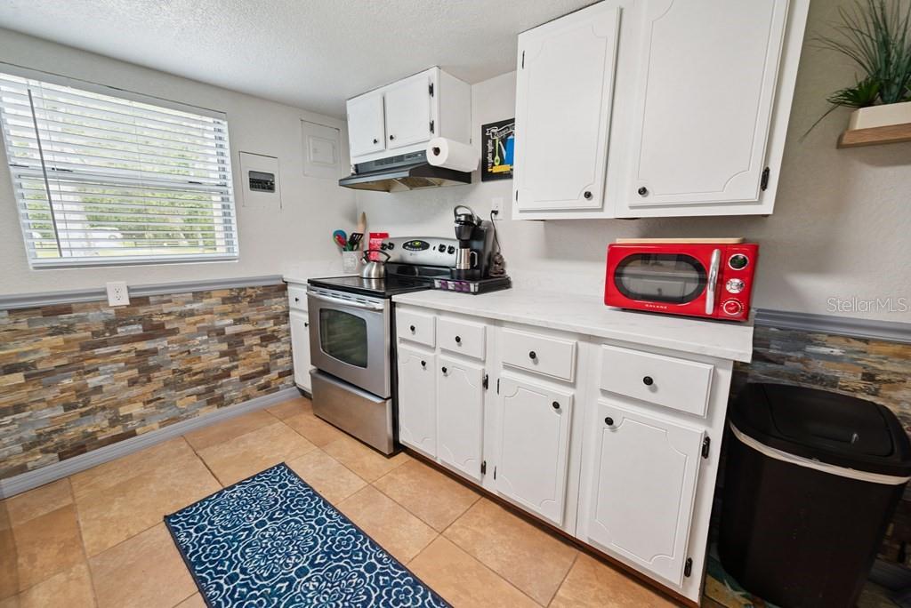 THE BLUFFS OF SUWANNEE - Residential