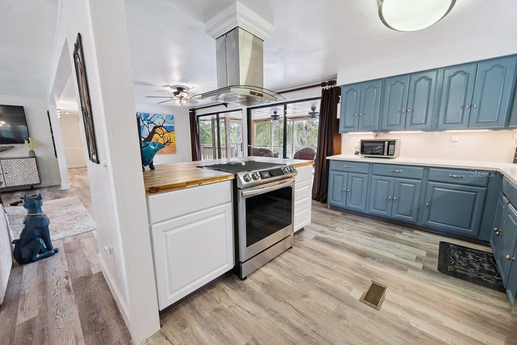 THE BLUFFS OF SUWANNEE - Residential