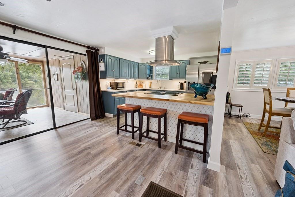 THE BLUFFS OF SUWANNEE - Residential