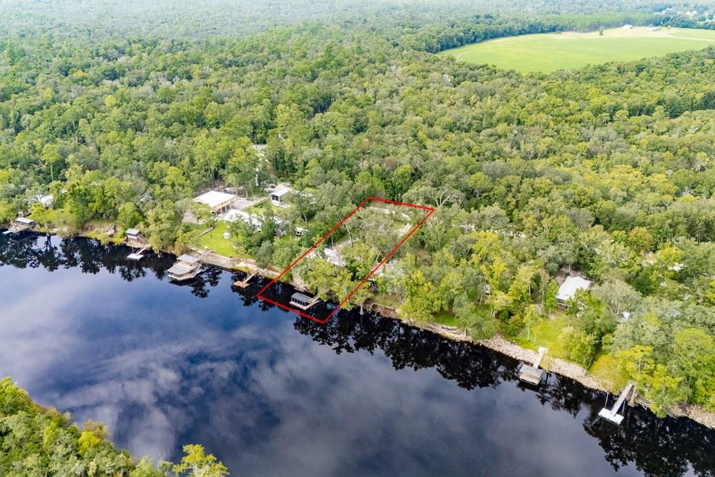 THE BLUFFS OF SUWANNEE - Residential