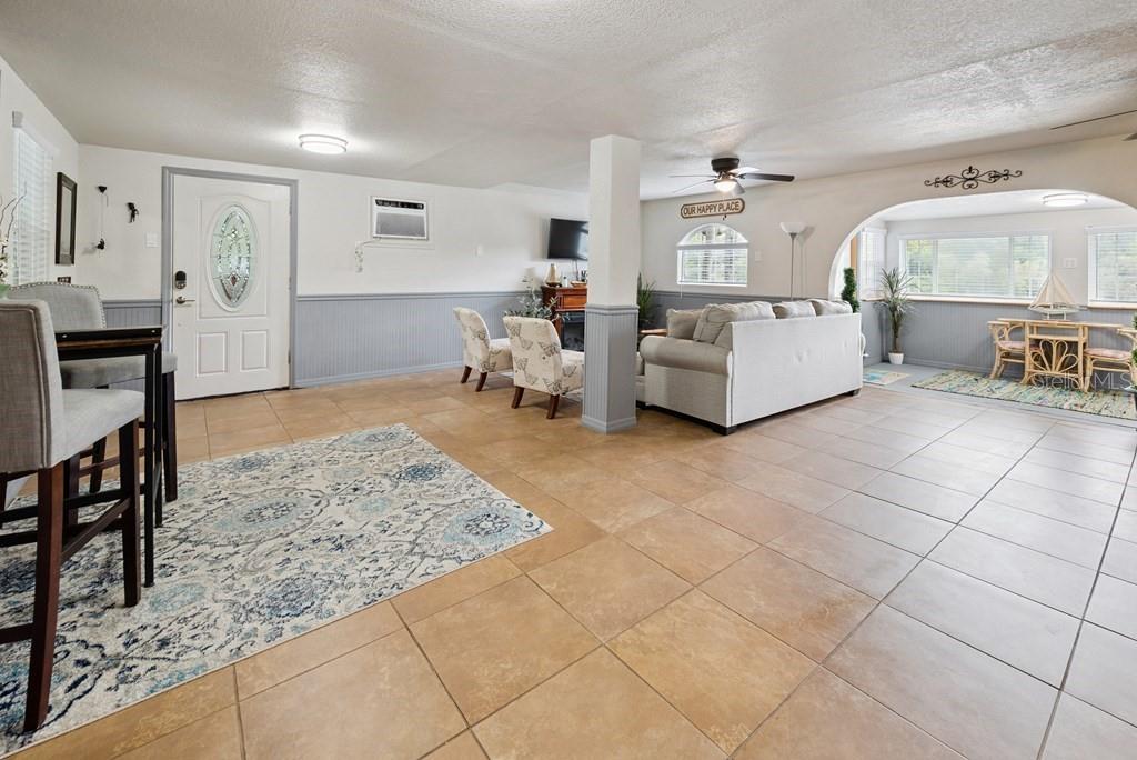 THE BLUFFS OF SUWANNEE - Residential