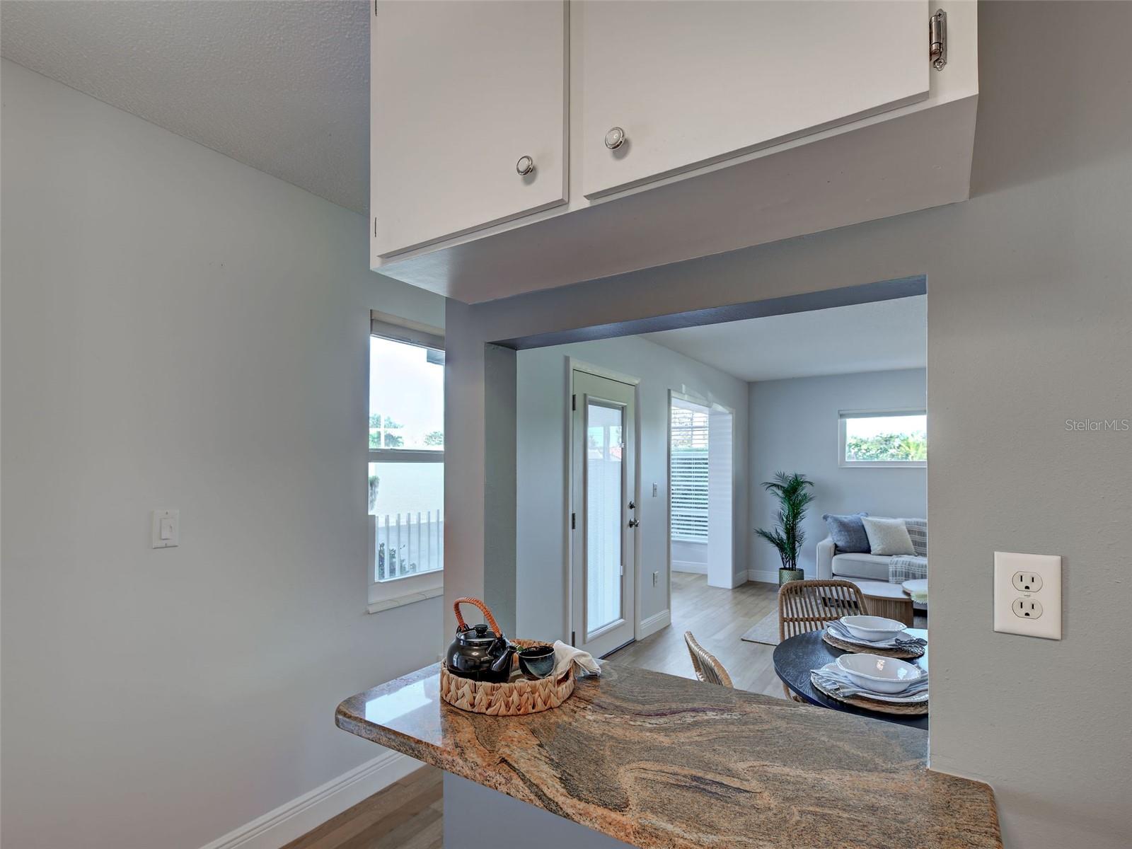 CARRIAGE HOUSE - Residential