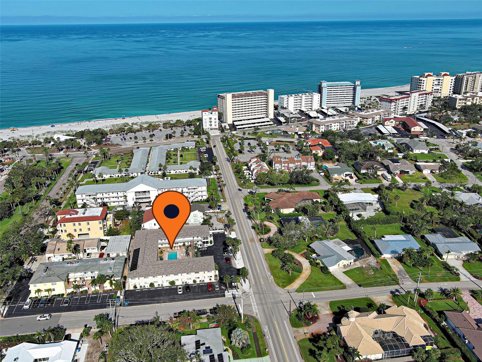 CARRIAGE HOUSE - Residential