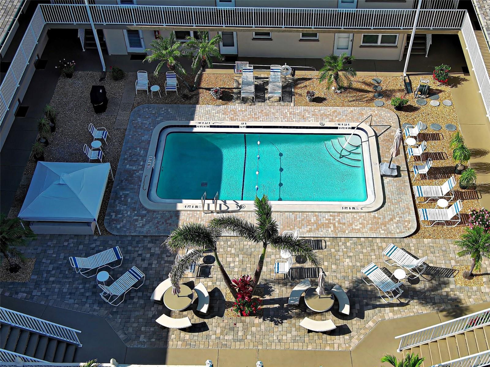 CARRIAGE HOUSE - Residential