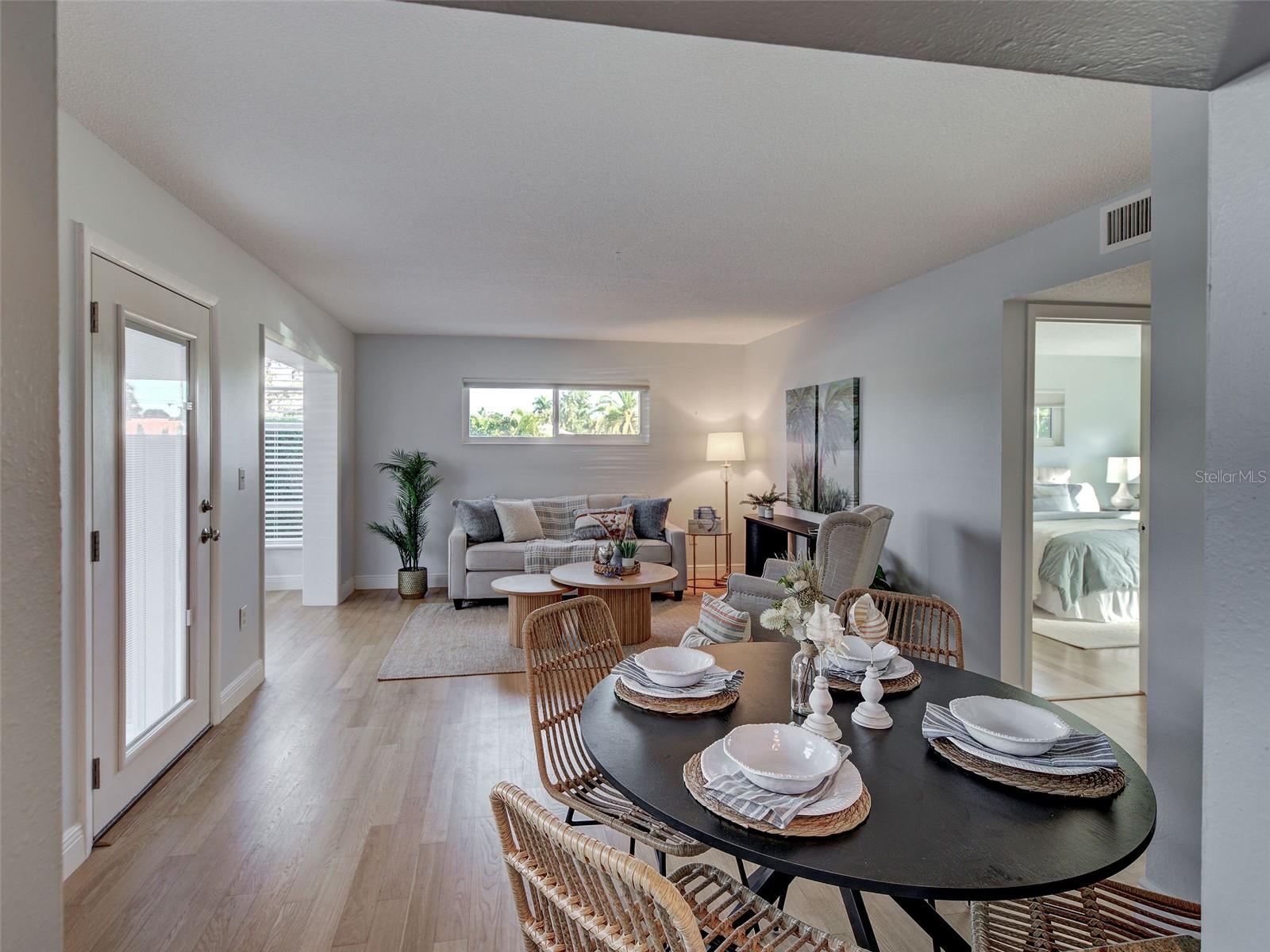 CARRIAGE HOUSE - Residential