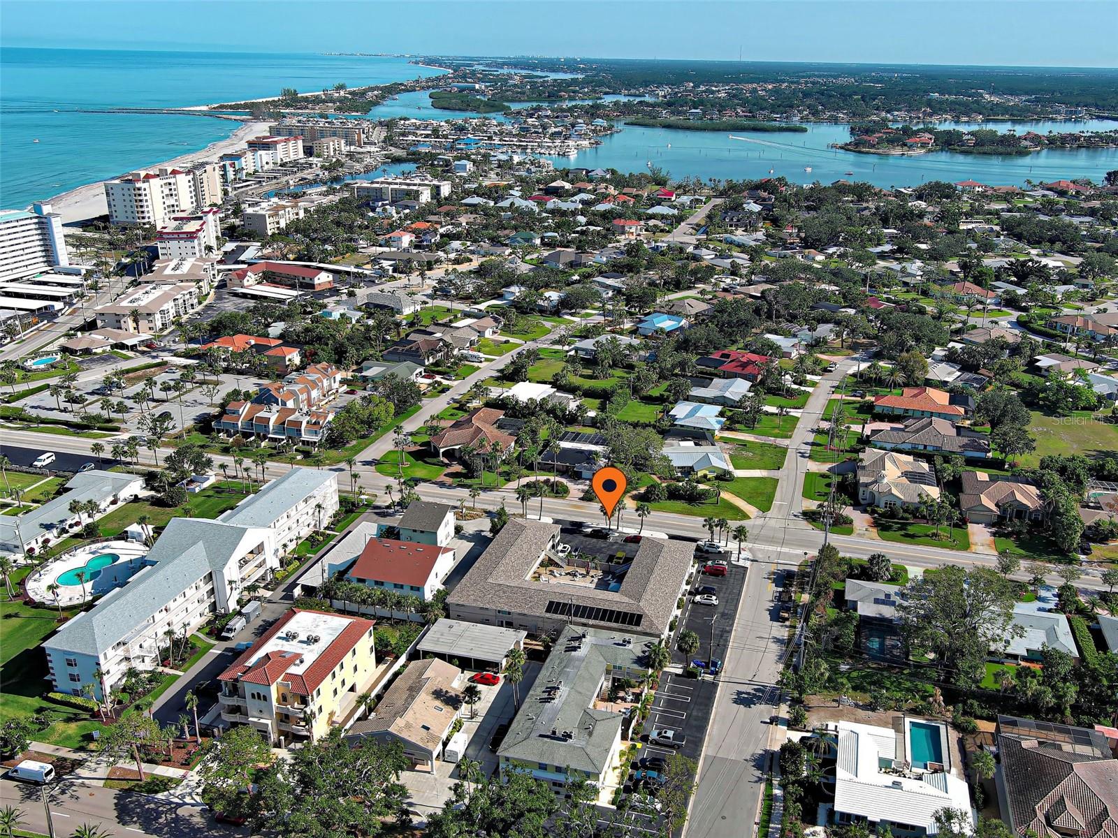 CARRIAGE HOUSE - Residential