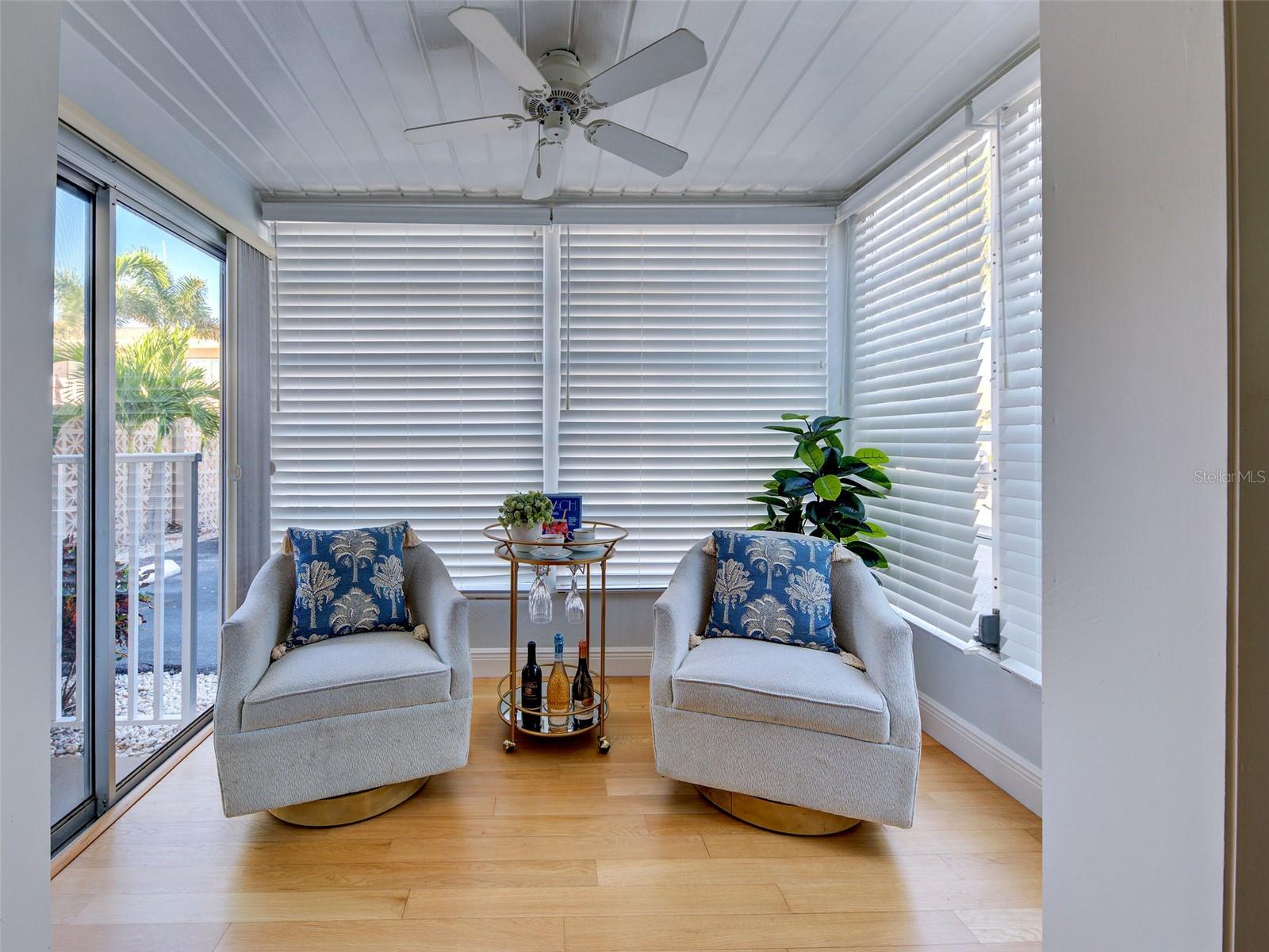 CARRIAGE HOUSE - Residential