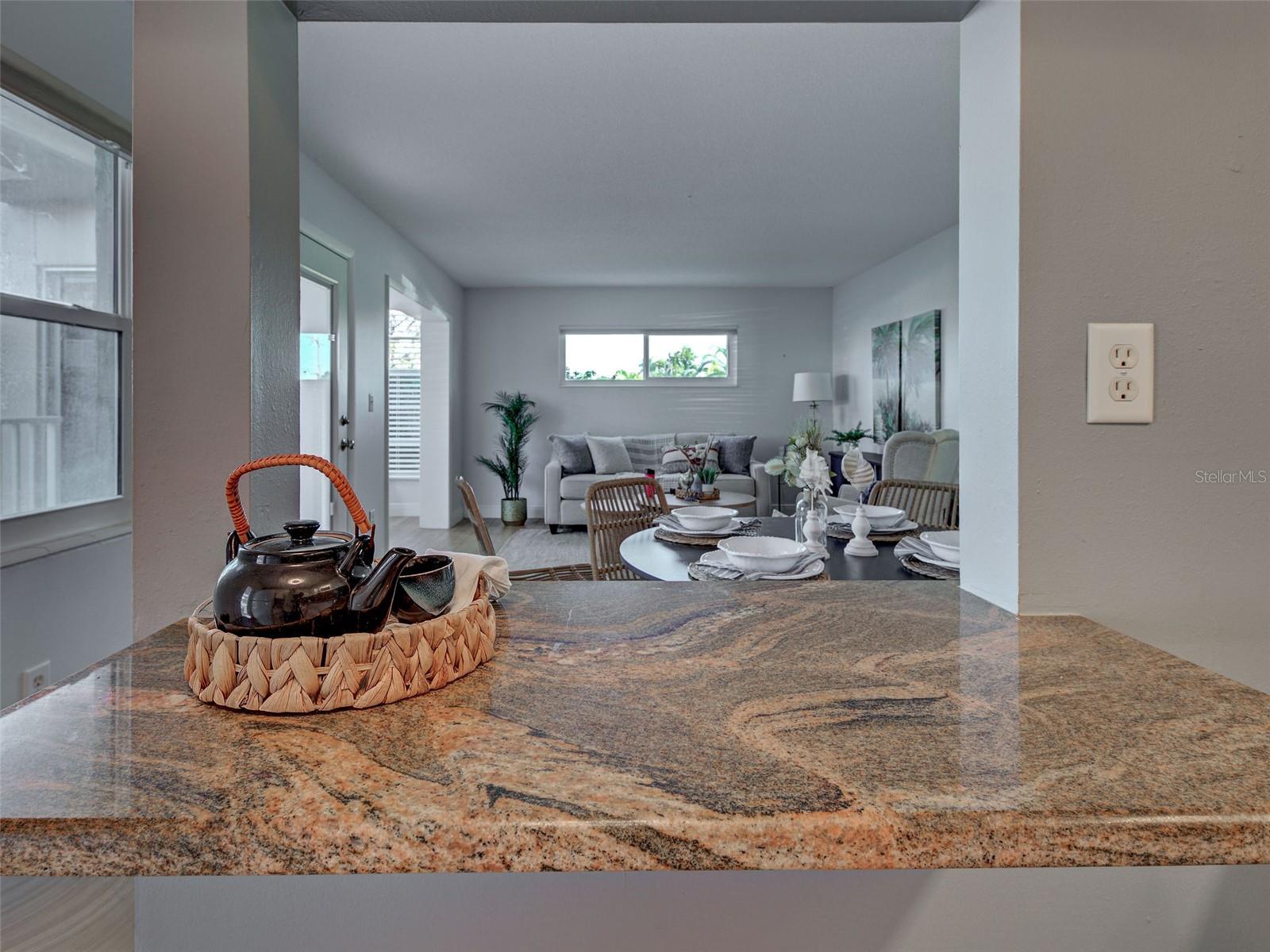 CARRIAGE HOUSE - Residential