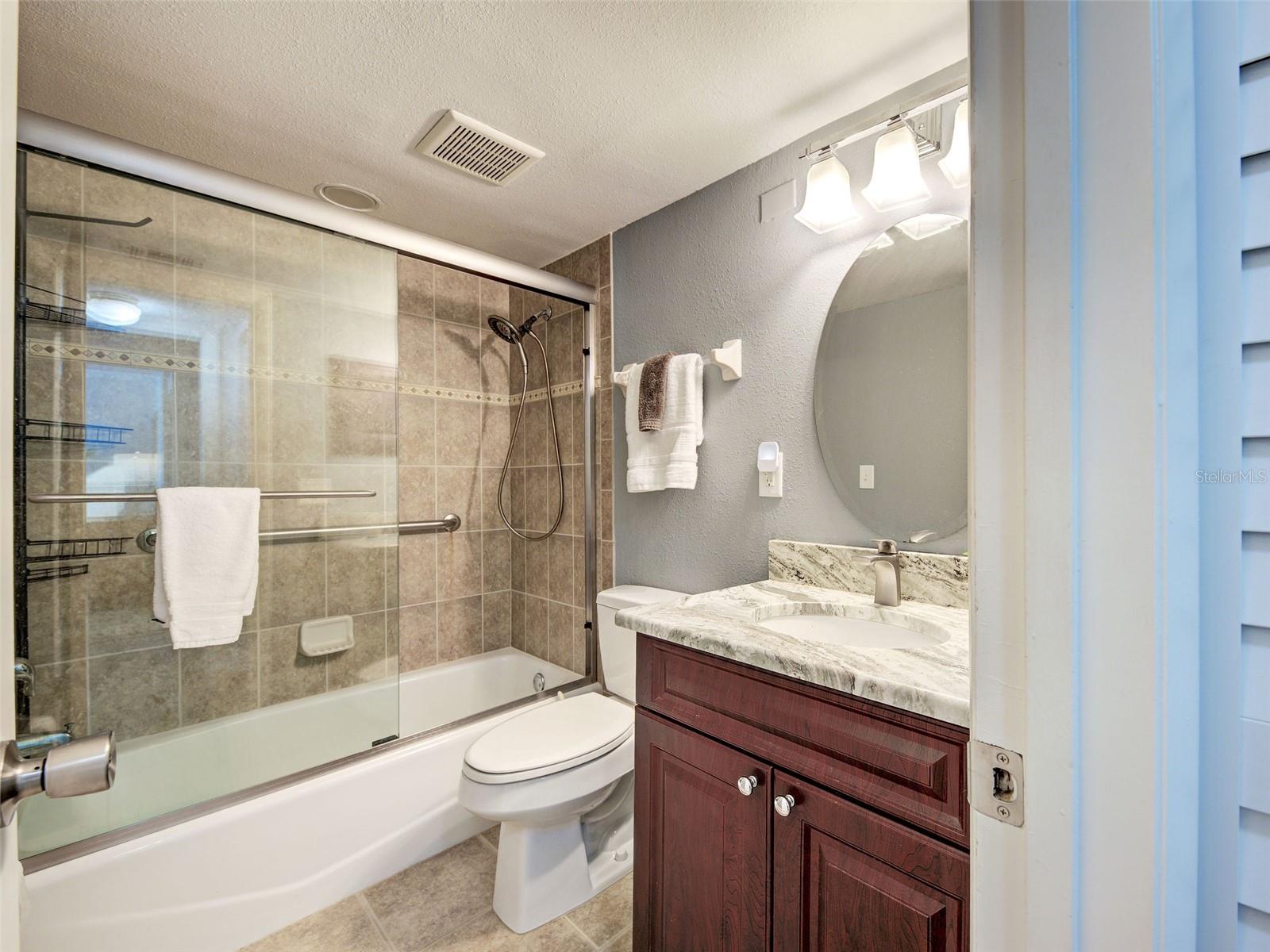 CARRIAGE HOUSE - Residential