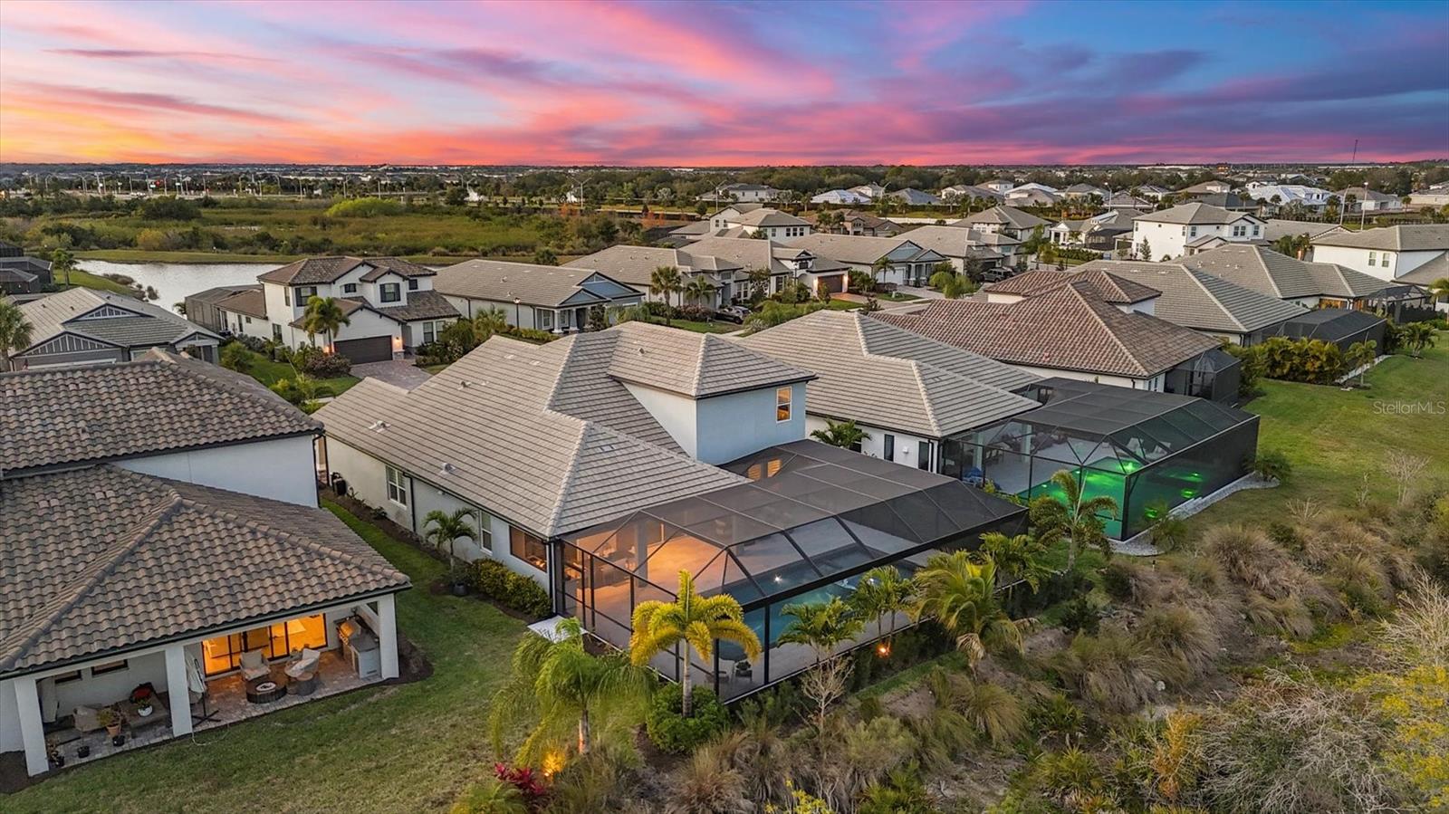 SWEETWATER AT LAKEWOOD RANCH PH I & II - Residential
