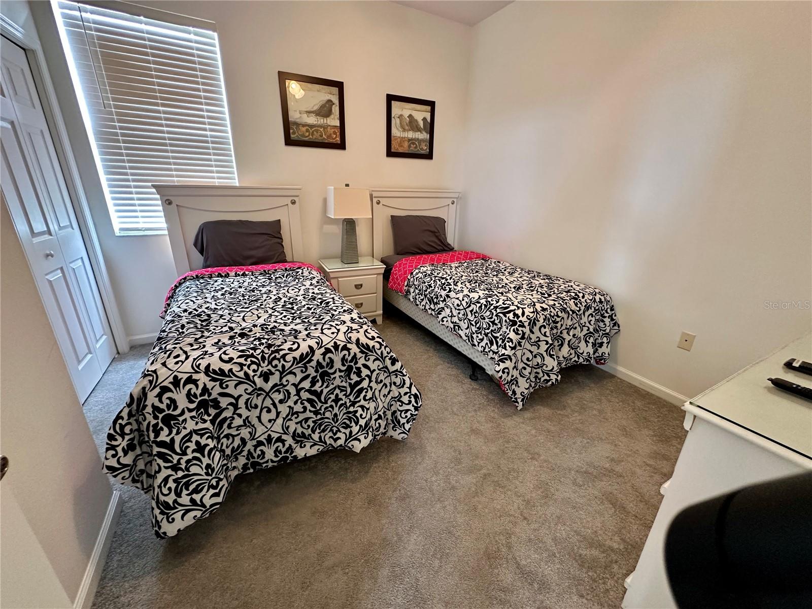 CALABAY PARC AT TOWER LAKE - Residential