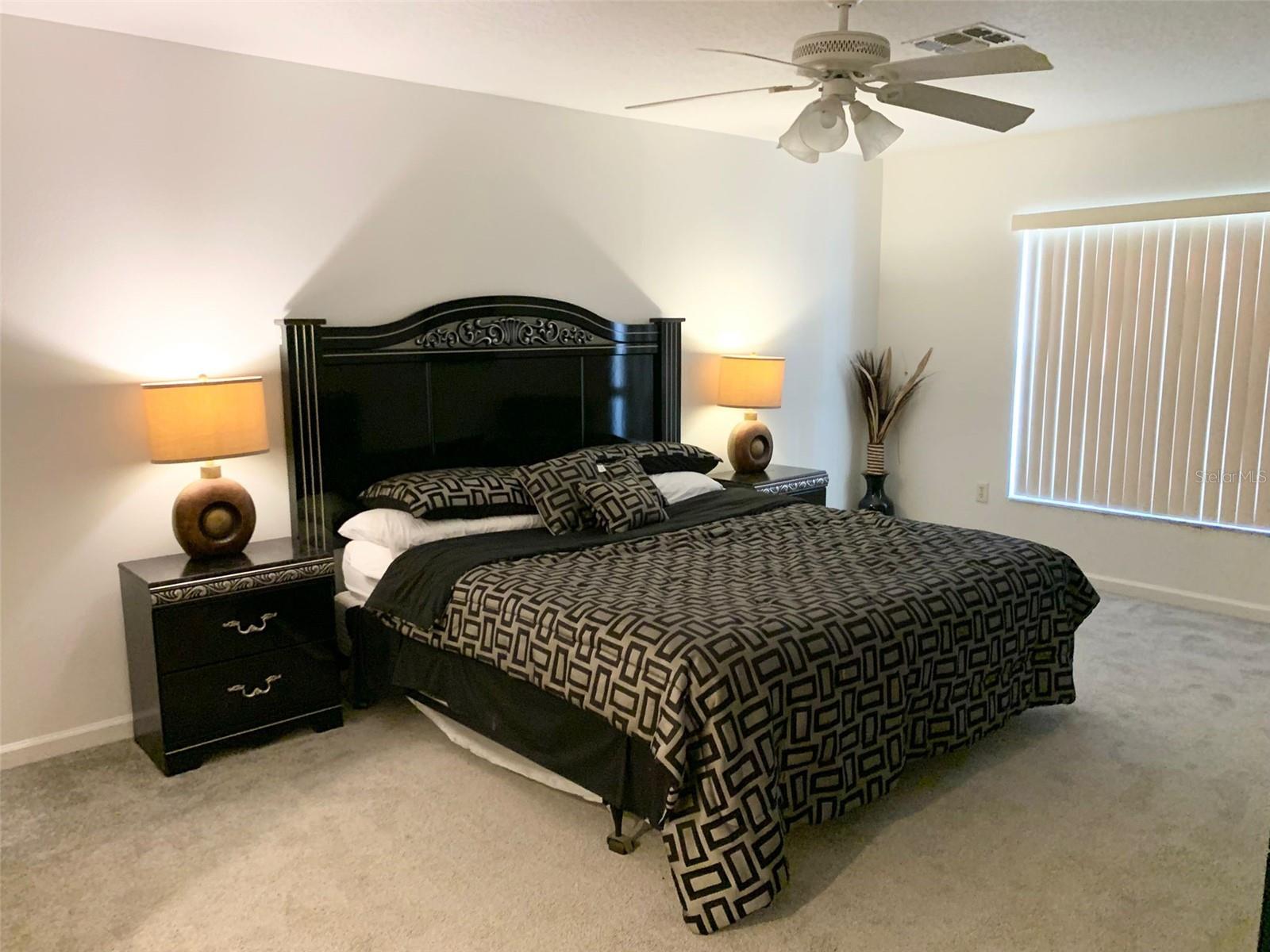 CALABAY PARC AT TOWER LAKE - Residential