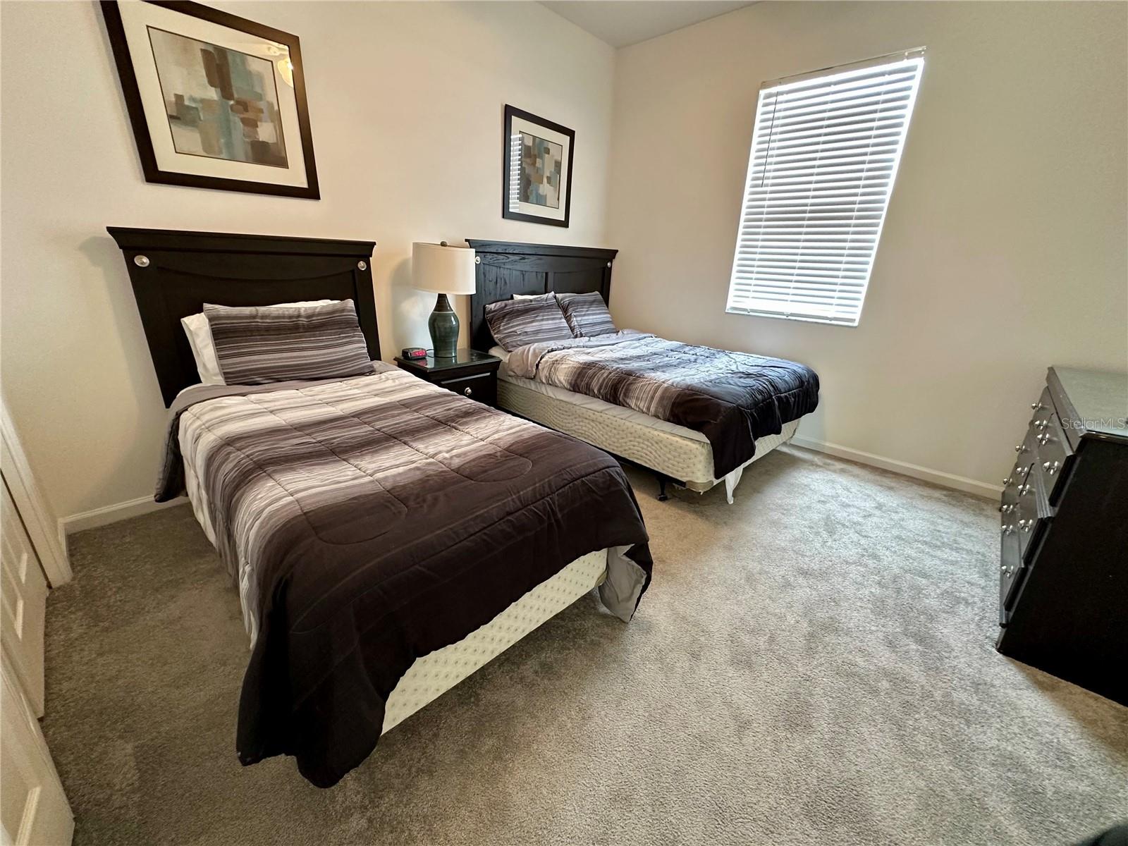 CALABAY PARC AT TOWER LAKE - Residential