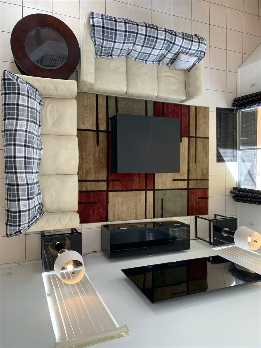 CALABAY PARC AT TOWER LAKE - Residential